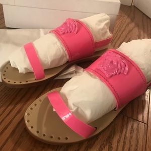 Versace pink patent Palazzo sandal size 38.5